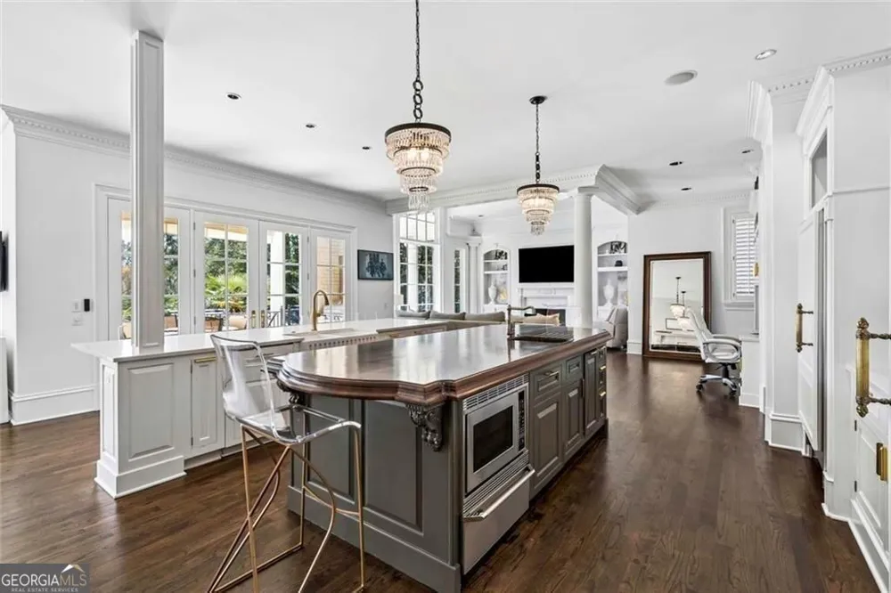 2270 Blackheath TRCE Alpharetta, GA 30005