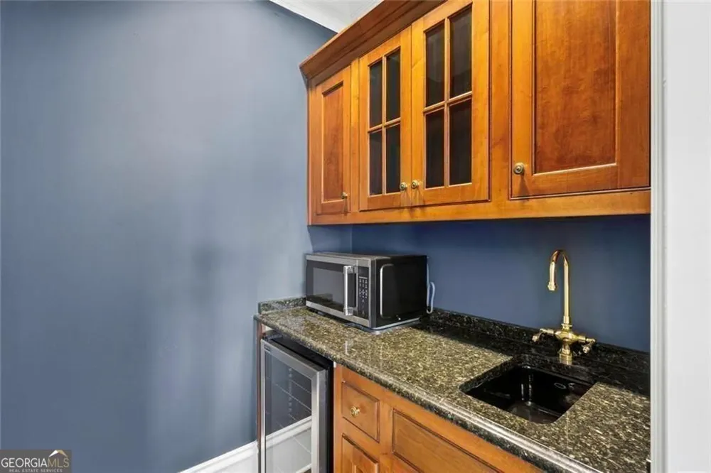2270 Blackheath TRCE Alpharetta, GA 30005