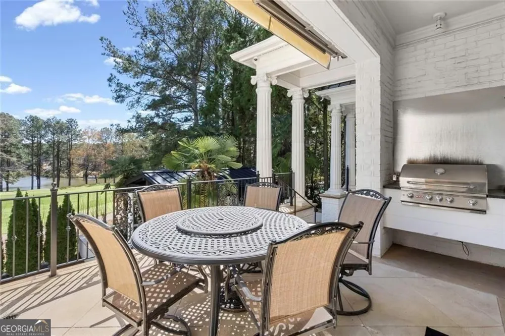 2270 Blackheath TRCE Alpharetta, GA 30005