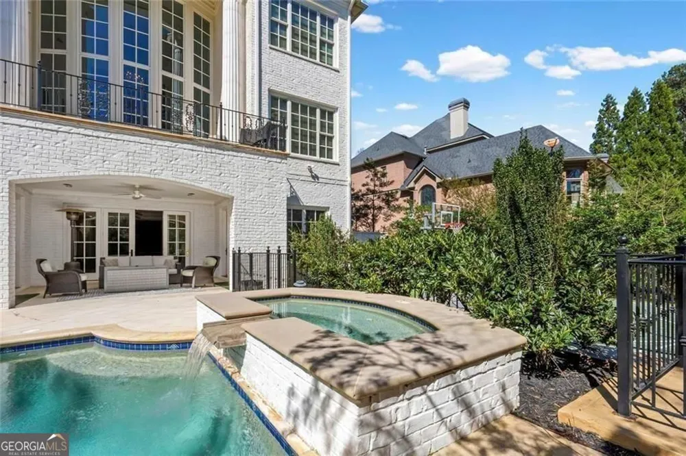 2270 Blackheath TRCE Alpharetta, GA 30005