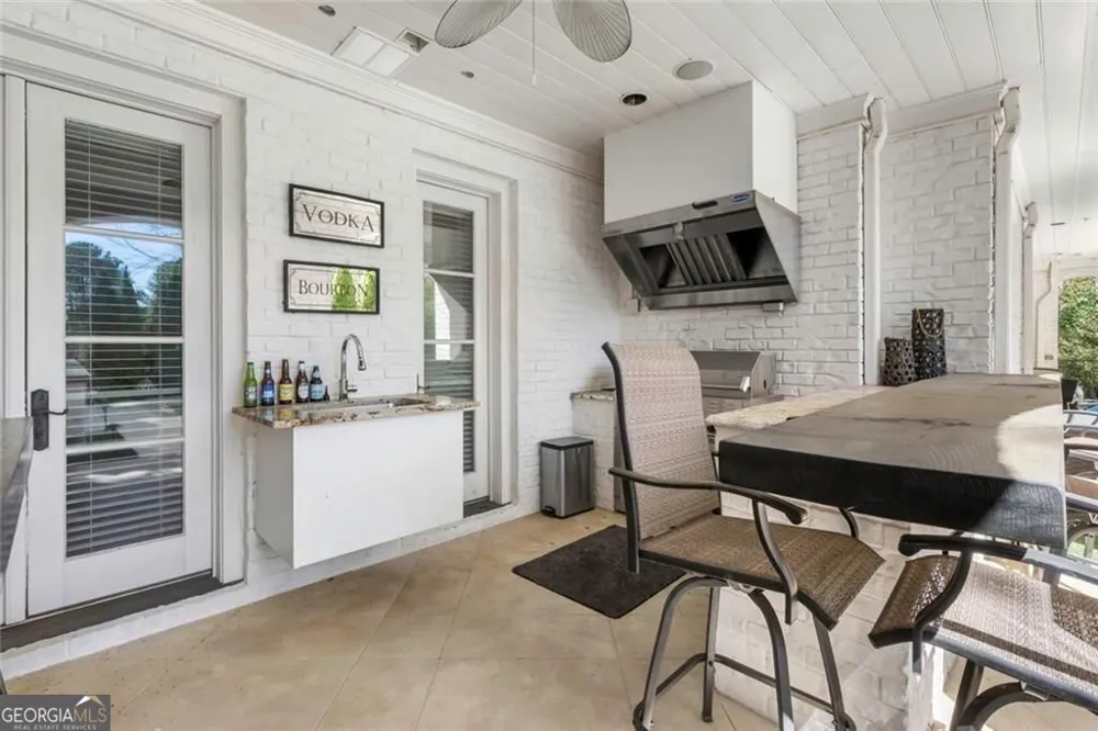 2270 Blackheath TRCE Alpharetta, GA 30005