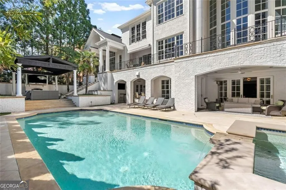 2270 Blackheath TRCE Alpharetta, GA 30005