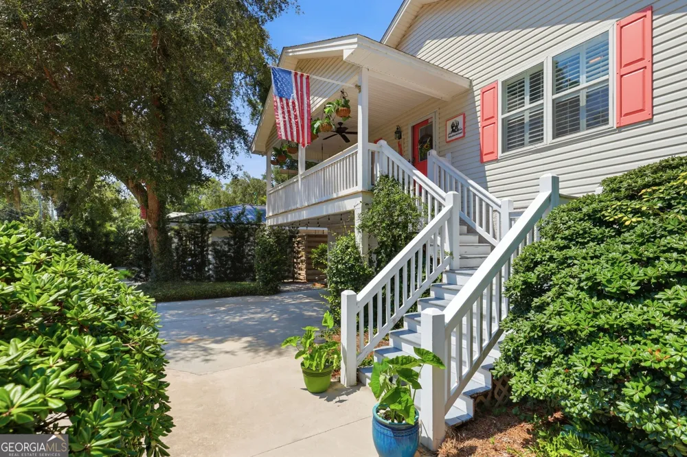 1007 Mallery ST St. Simons, GA 31522