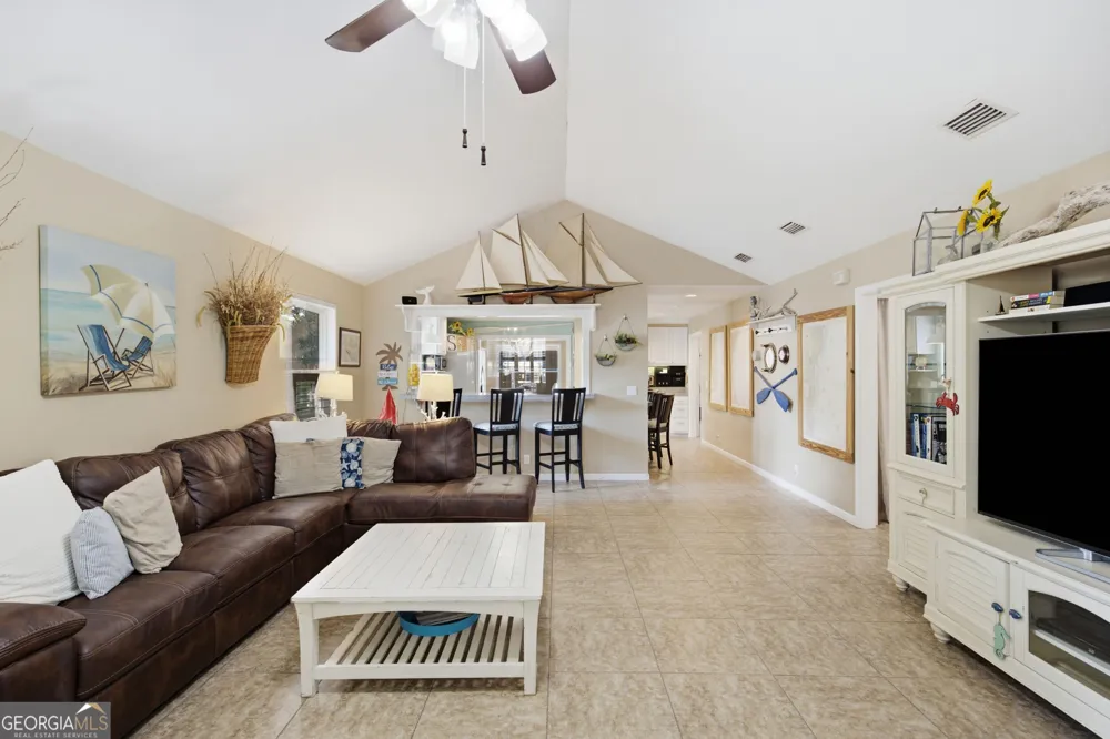 1007 Mallery ST St. Simons, GA 31522