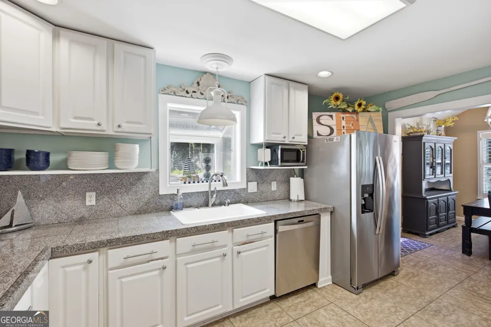 1007 Mallery ST St. Simons, GA 31522