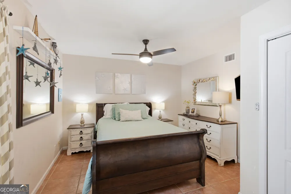 1007 Mallery ST St. Simons, GA 31522