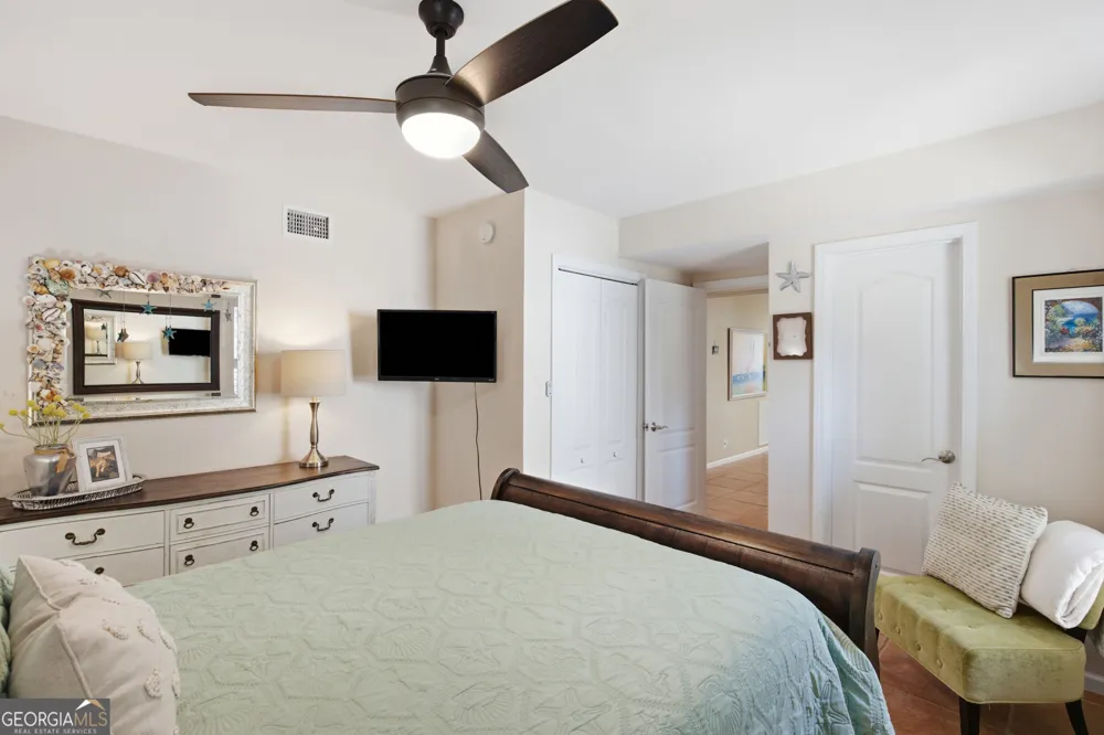1007 Mallery ST St. Simons, GA 31522