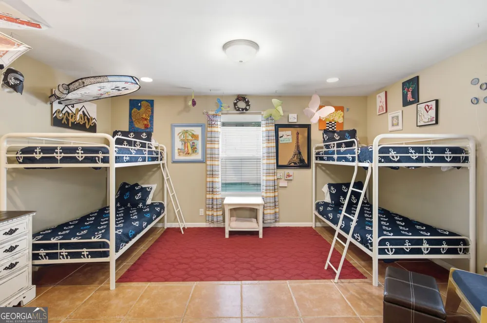 1007 Mallery ST St. Simons, GA 31522