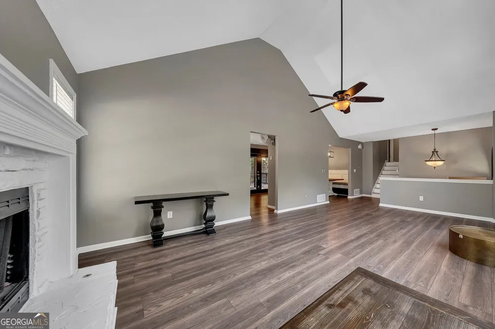 6484 Victory DR Acworth, GA 30102