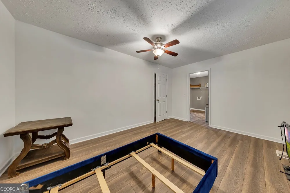 6484 Victory DR Acworth, GA 30102
