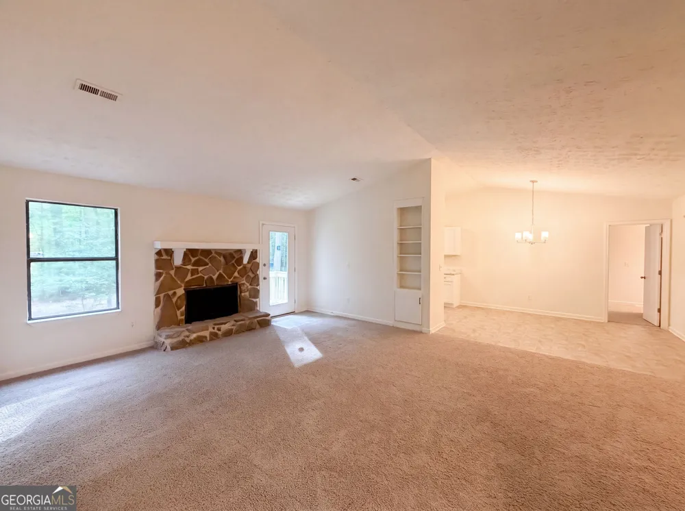 670 Marsh CT Jonesboro, GA 30238
