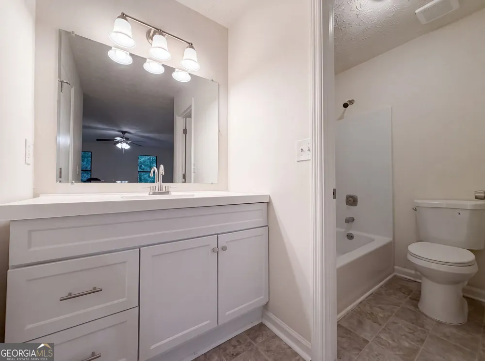 670 Marsh CT Jonesboro, GA 30238