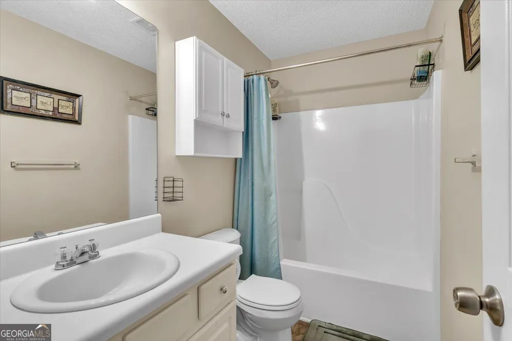 321 Four Oaks DR Powder Springs, GA 30127