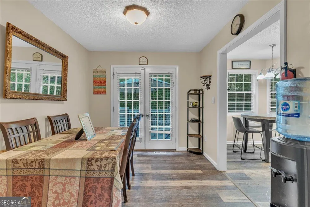 321 Four Oaks DR Powder Springs, GA 30127