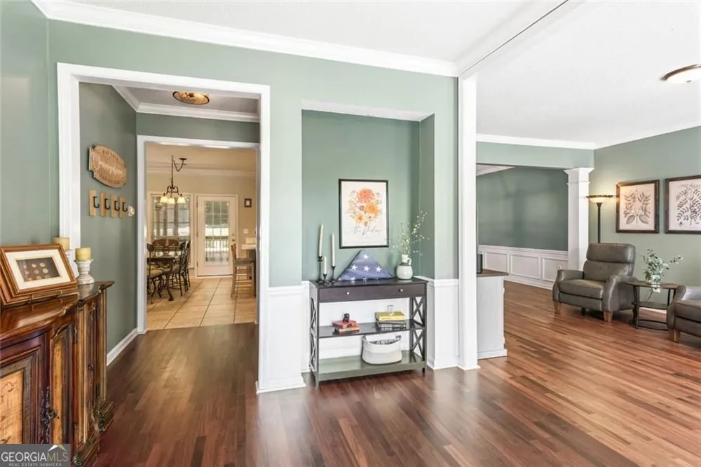 1335 Lyndhurst Way Roswell, GA 30075
