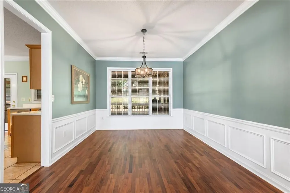 1335 Lyndhurst Way Roswell, GA 30075