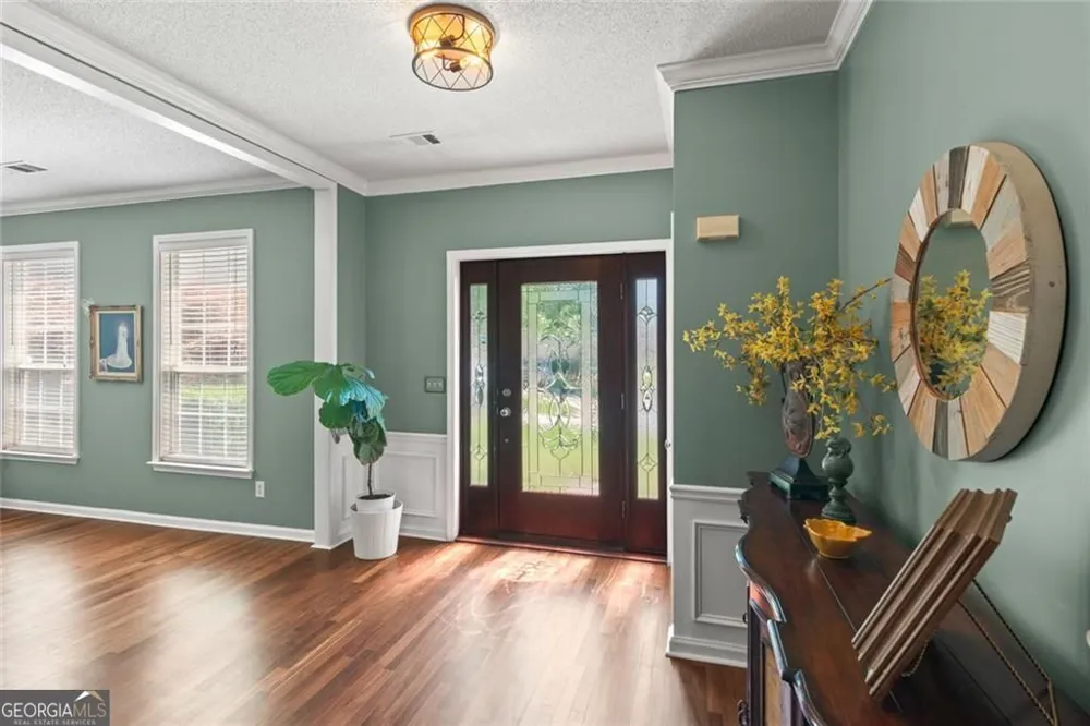 1335 Lyndhurst Way Roswell, GA 30075