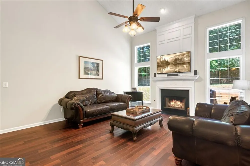 1335 Lyndhurst Way Roswell, GA 30075