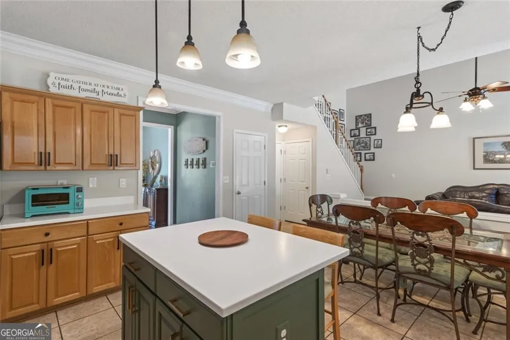 1335 Lyndhurst Way Roswell, GA 30075