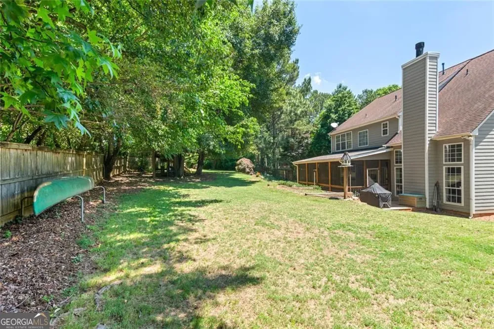 1335 Lyndhurst Way Roswell, GA 30075