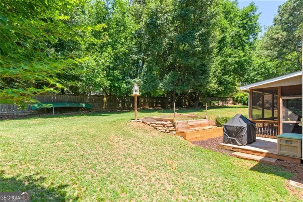 1335 Lyndhurst Way Roswell, GA 30075