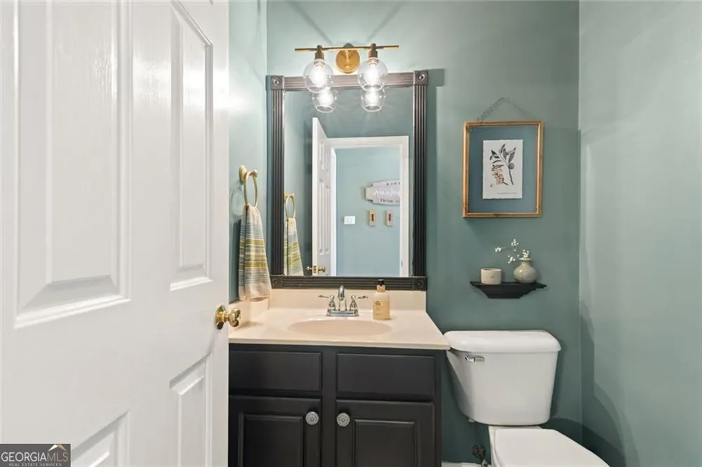 1335 Lyndhurst Way Roswell, GA 30075