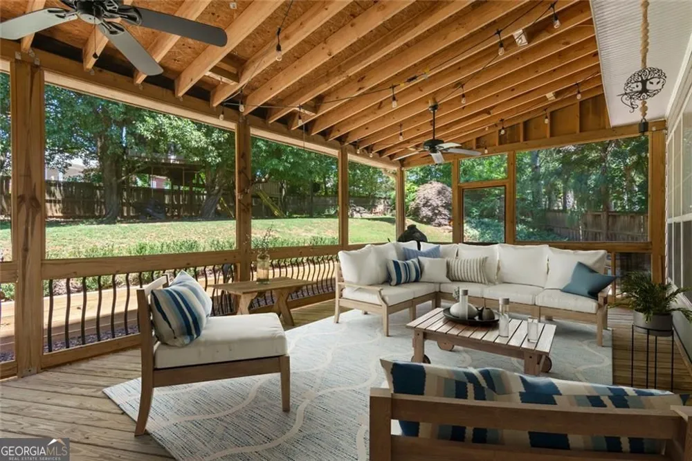 1335 Lyndhurst Way Roswell, GA 30075