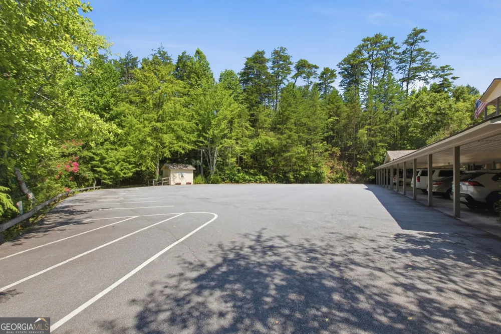 300 Ginger Creek #307 Clayton, GA 30525