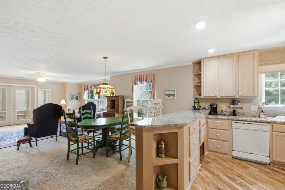 300 Ginger Creek #307 Clayton, GA 30525
