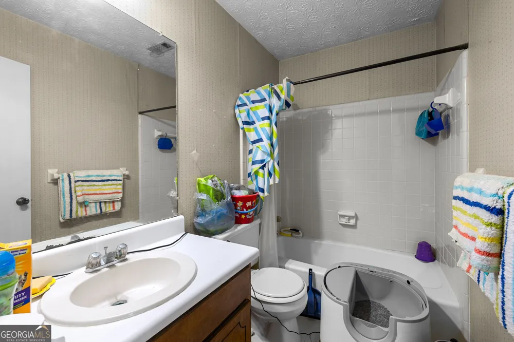 9330 Hidden Hollow TRL Jonesboro, GA 30236
