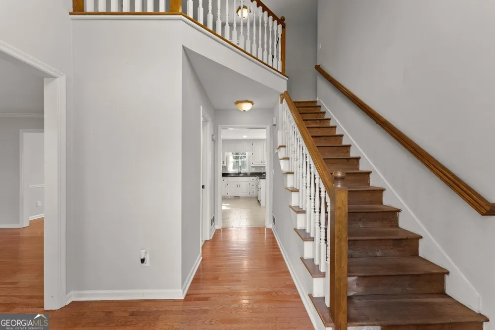 2160 Robin Hood TRL Cumming, GA 30040