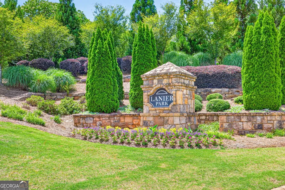1192 Lanier Willow PATH Buford, GA 30518