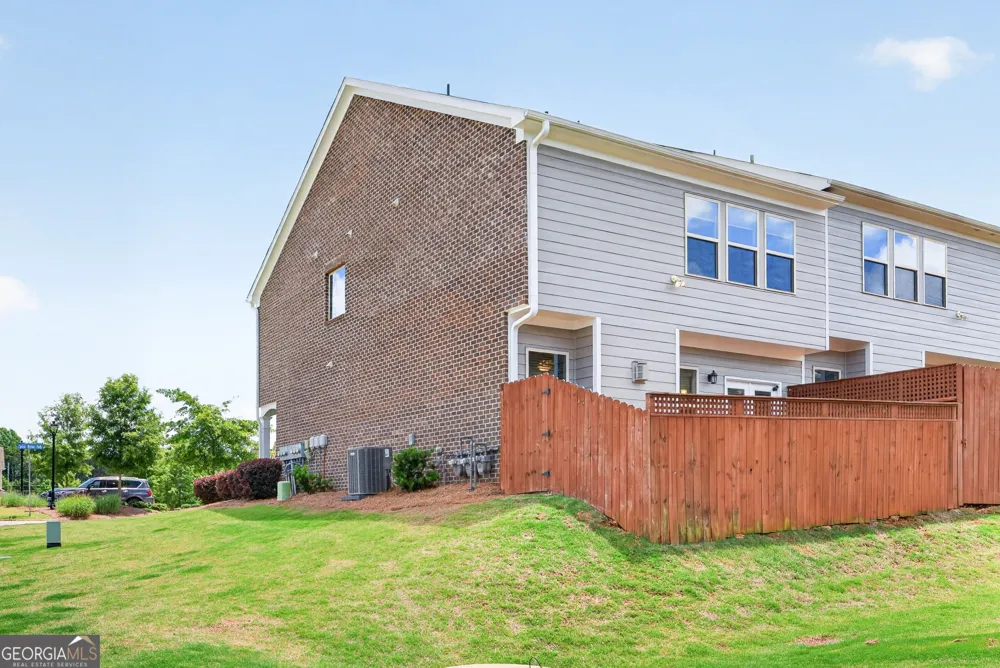 1192 Lanier Willow PATH Buford, GA 30518