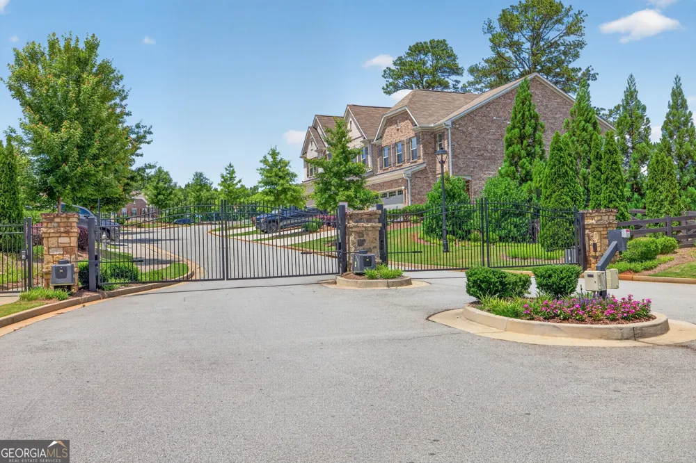 1192 Lanier Willow PATH Buford, GA 30518