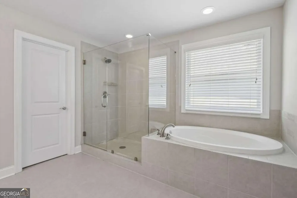 7110 Sailaway DR Flowery Branch, GA 30542