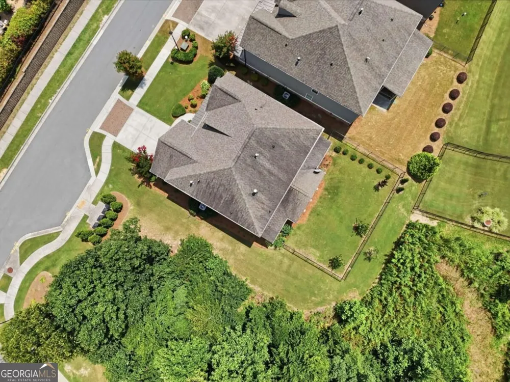 7110 Sailaway DR Flowery Branch, GA 30542