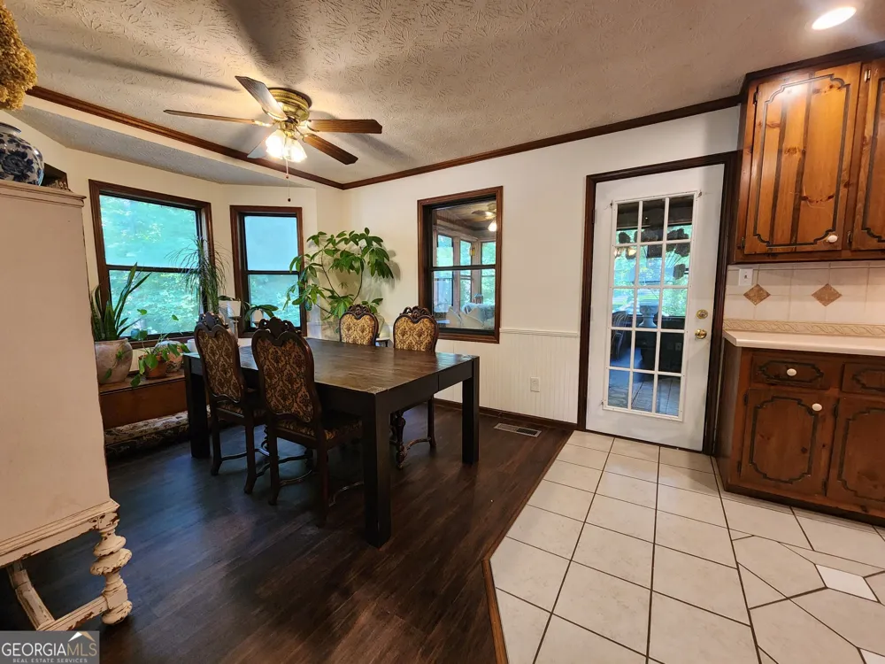 4225 Spring Gate DR Powder Springs, GA 30127