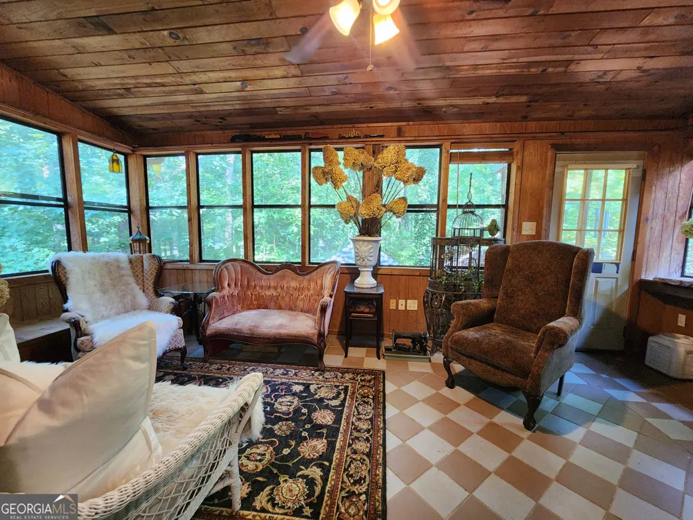4225 Spring Gate DR Powder Springs, GA 30127