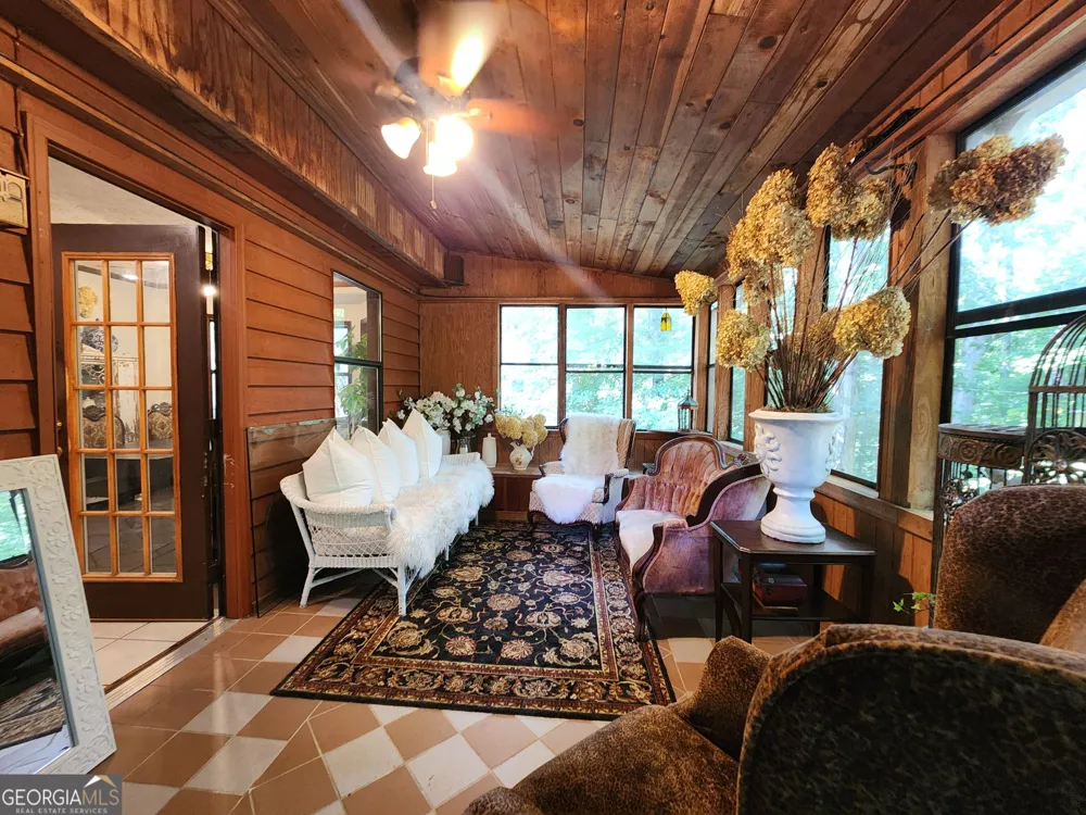4225 Spring Gate DR Powder Springs, GA 30127