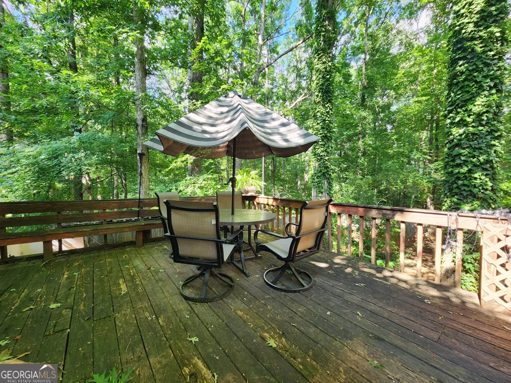 4225 Spring Gate DR Powder Springs, GA 30127