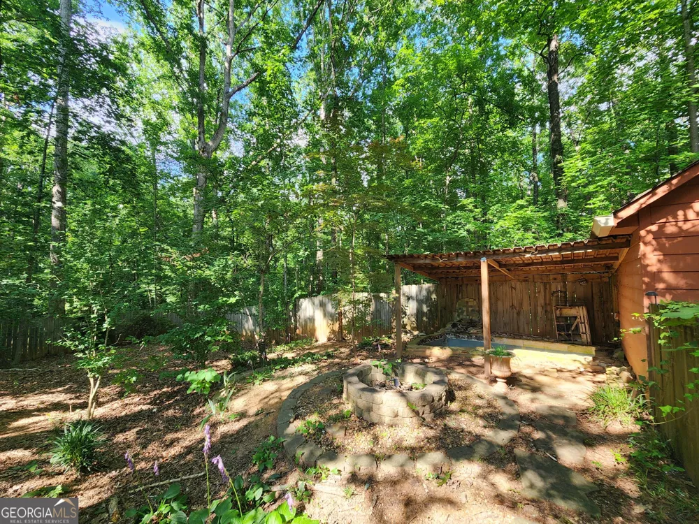 4225 Spring Gate DR Powder Springs, GA 30127