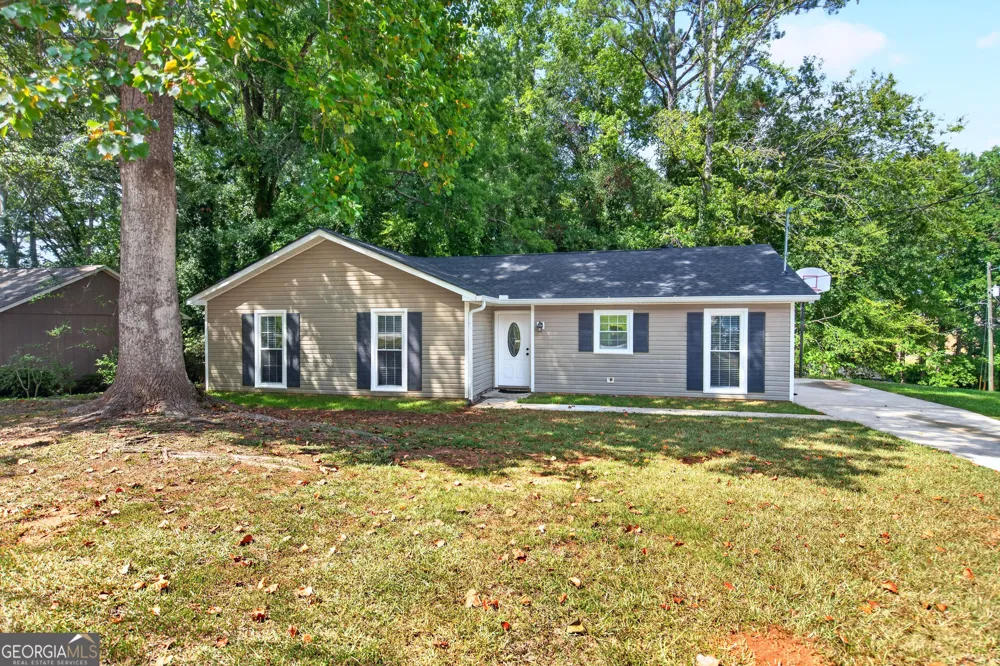 400 Woodland DR LaGrange, GA 30241