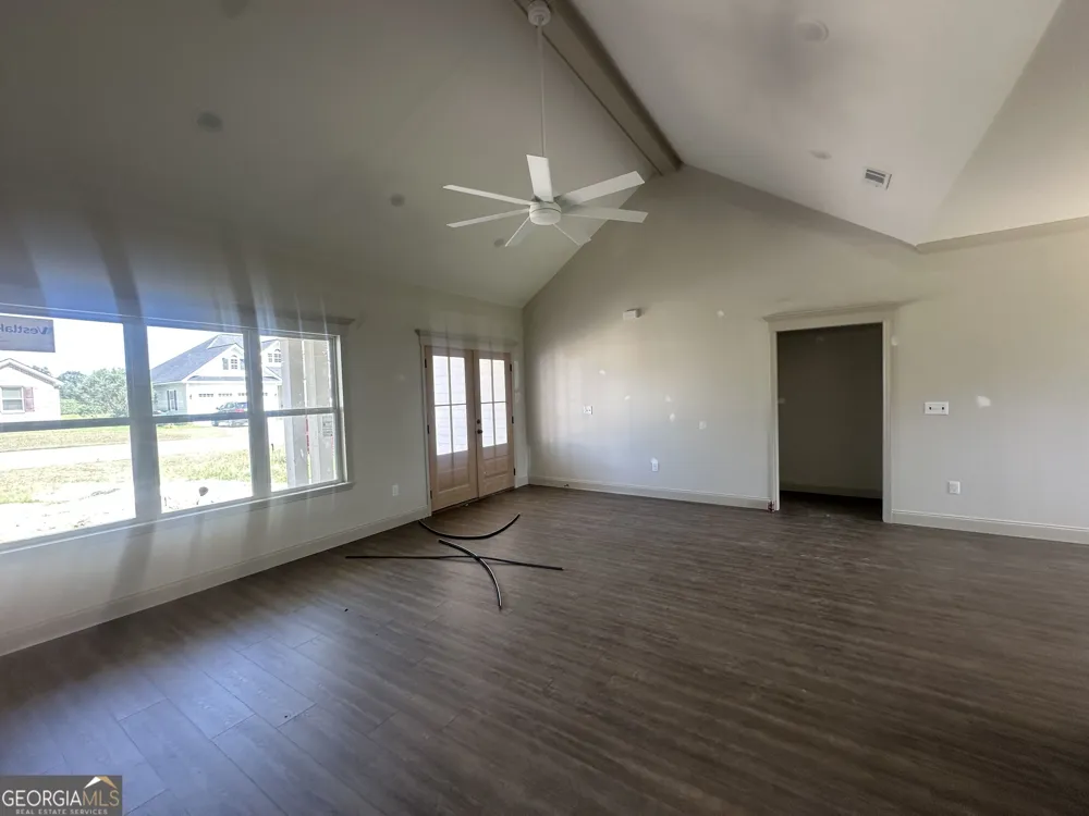 65 Packer Pride DR SE Moultrie, GA 31788