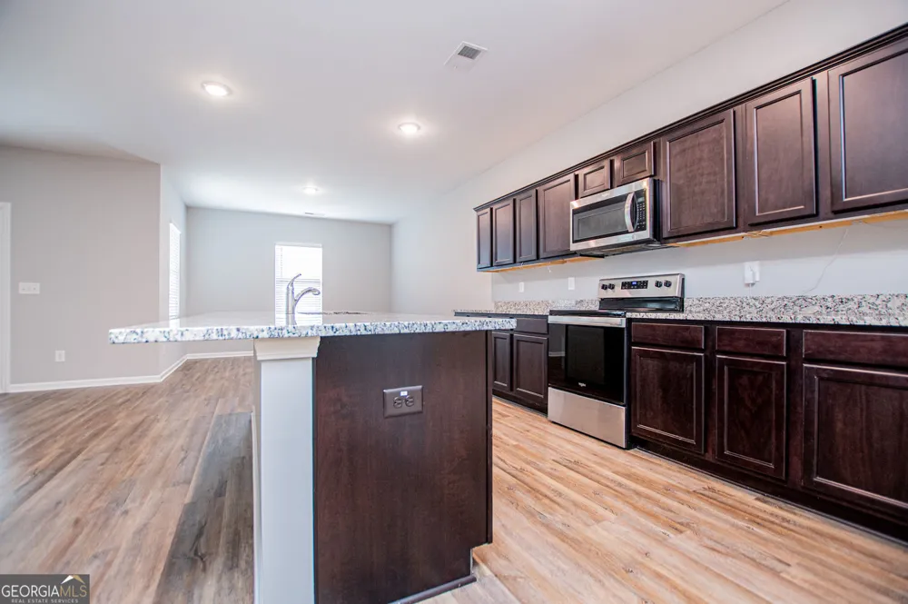 70 Cotton Tail LN Villa Rica, GA 30180