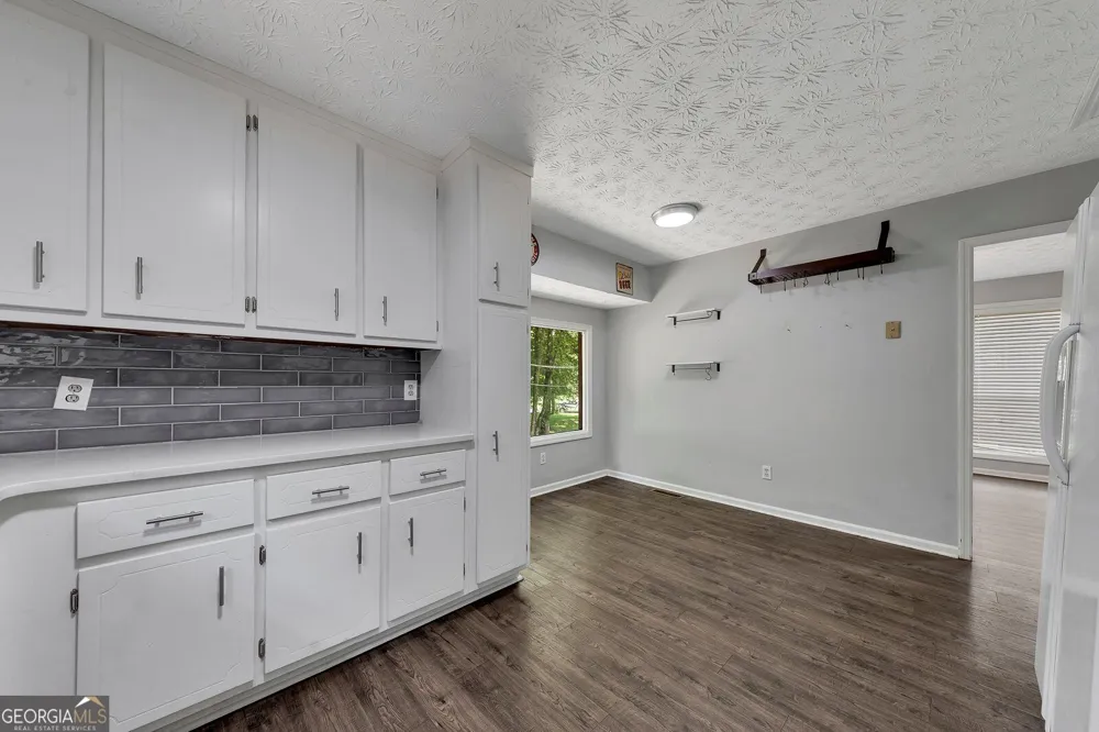 6499 Will Dupree LN Acworth, GA 30102