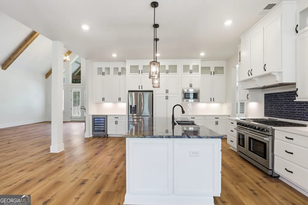 175 Lands End TRL Cleveland, GA 30528