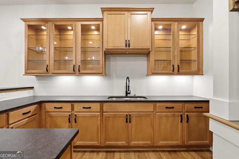 175 Lands End TRL Cleveland, GA 30528