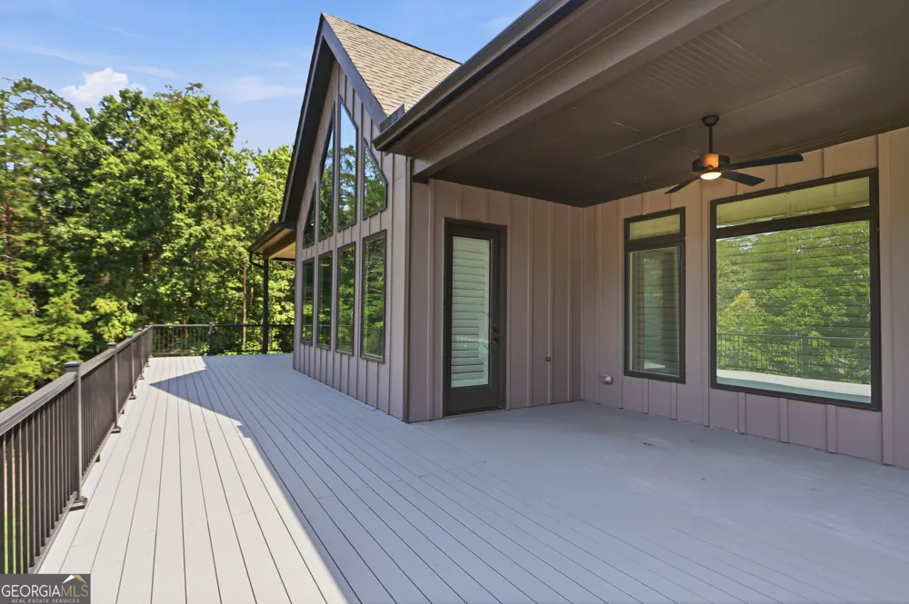 175 Lands End TRL Cleveland, GA 30528