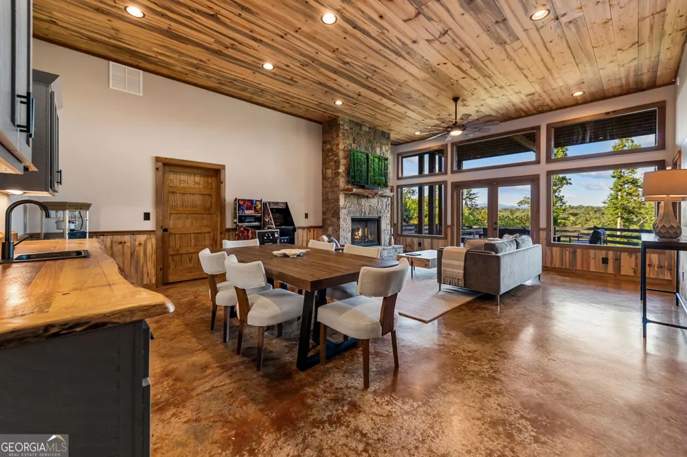 107 Fish Tale CV Ellijay, GA 30540