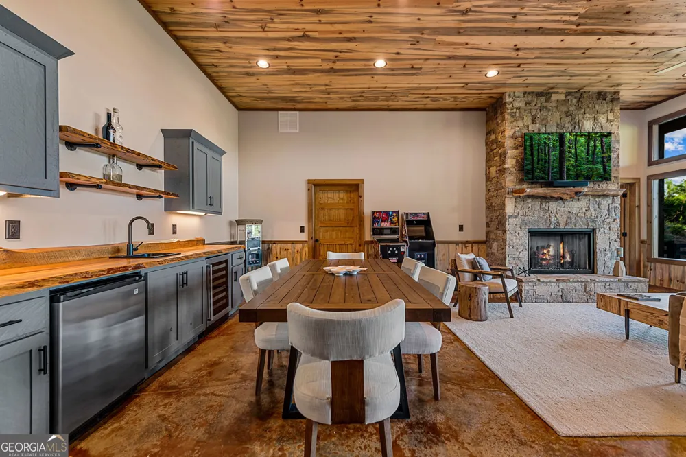 107 Fish Tale CV Ellijay, GA 30540